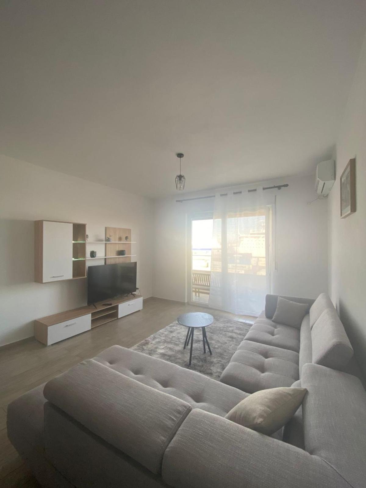Port View In Apartment *