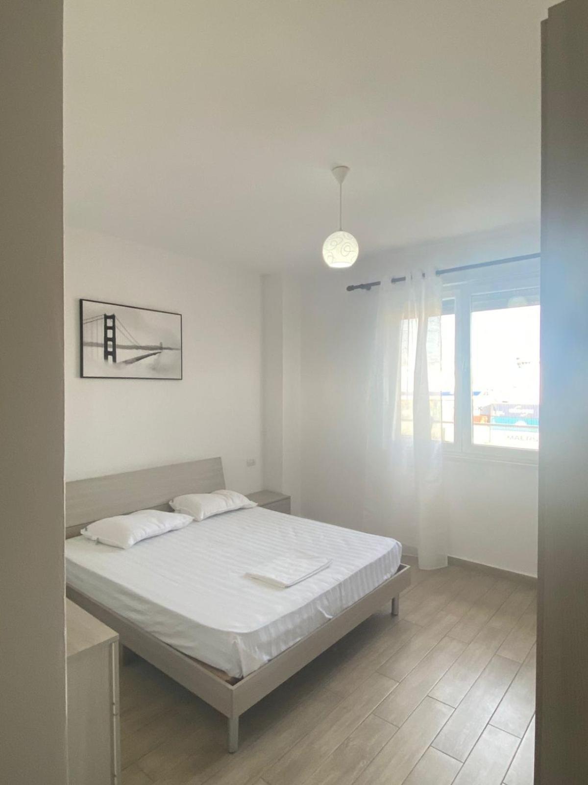 Apartment Port View In Durres
